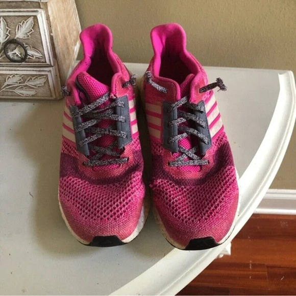 Adidas Ultra boost 4.0  Running Training Shoes Shocking Pink Size 8.5 - Picture 3 of 11